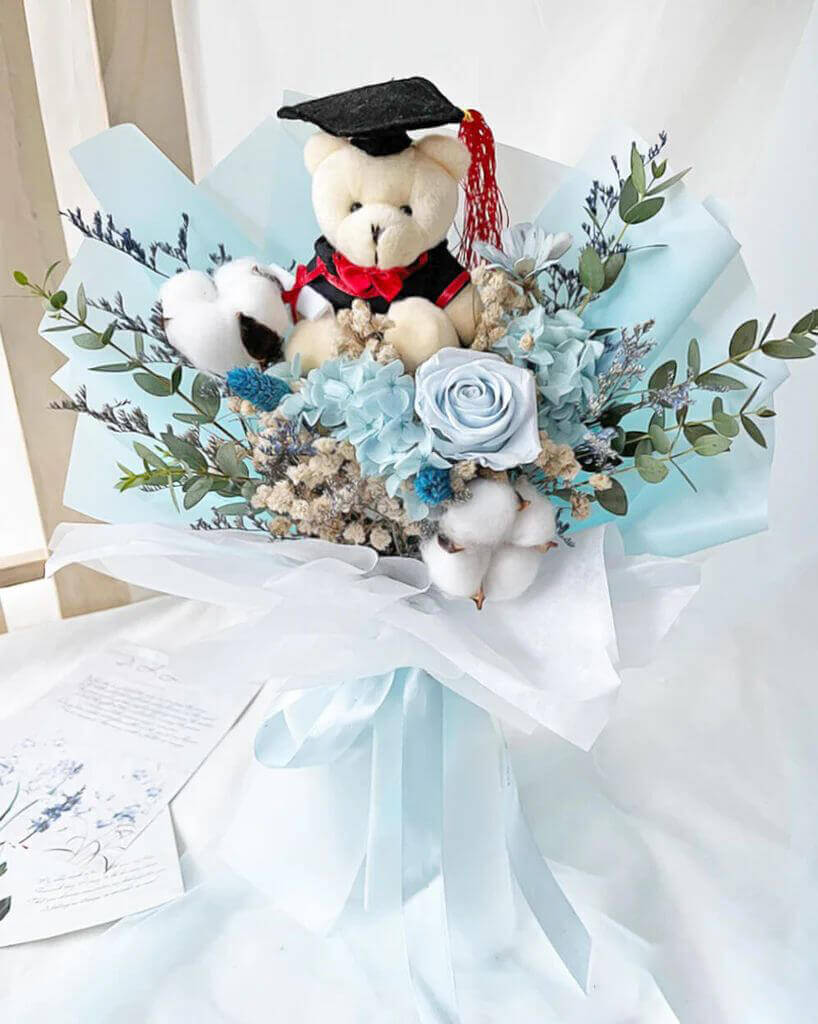 shade of blue bouquet by Simply Blooms